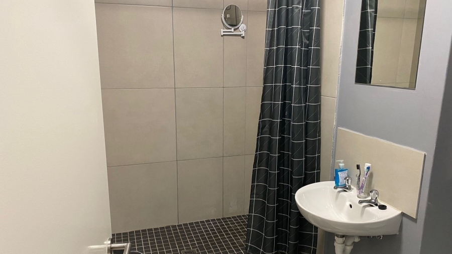 To Let 1 Bedroom Property for Rent in Pinelands Western Cape